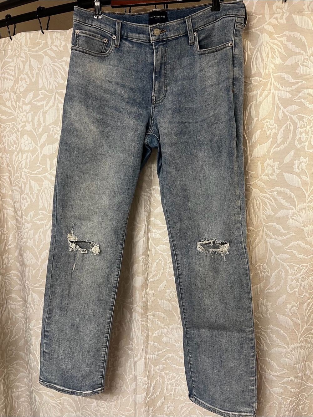 Lucky Brand 🍀 Straight cut jeans
